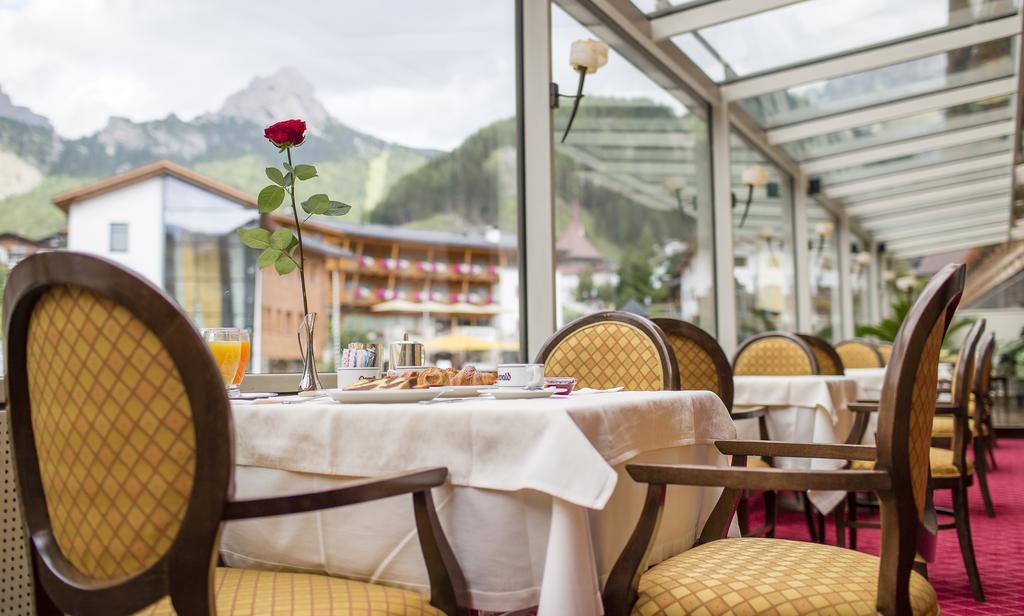 Hotel Oswald Selva di Val Gardena Esterno foto
